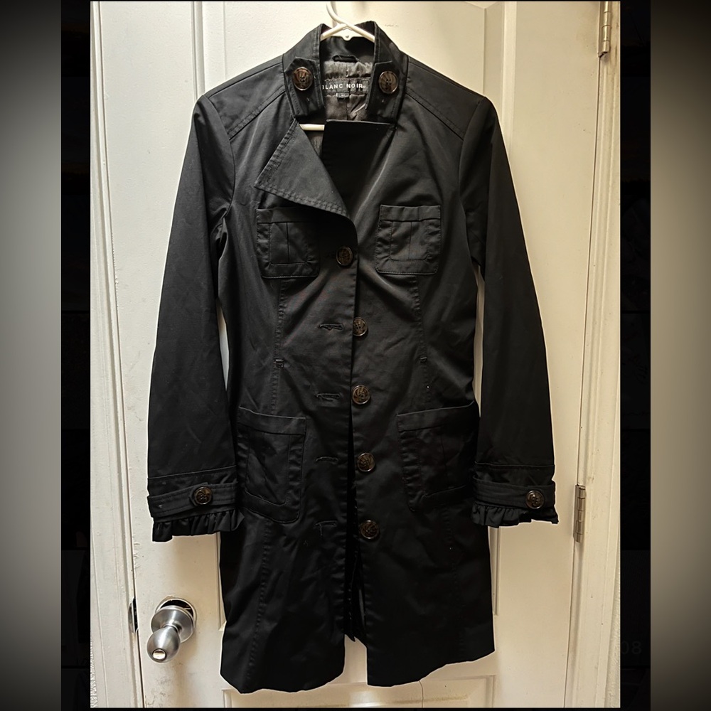 Blanc noir black trench coat